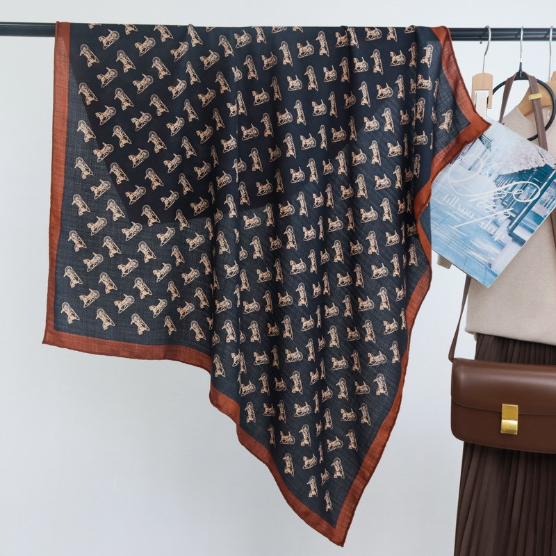 Cachecol de Mistura de Seda e  - Winter Clothing Hong Kong avaliação e preço
